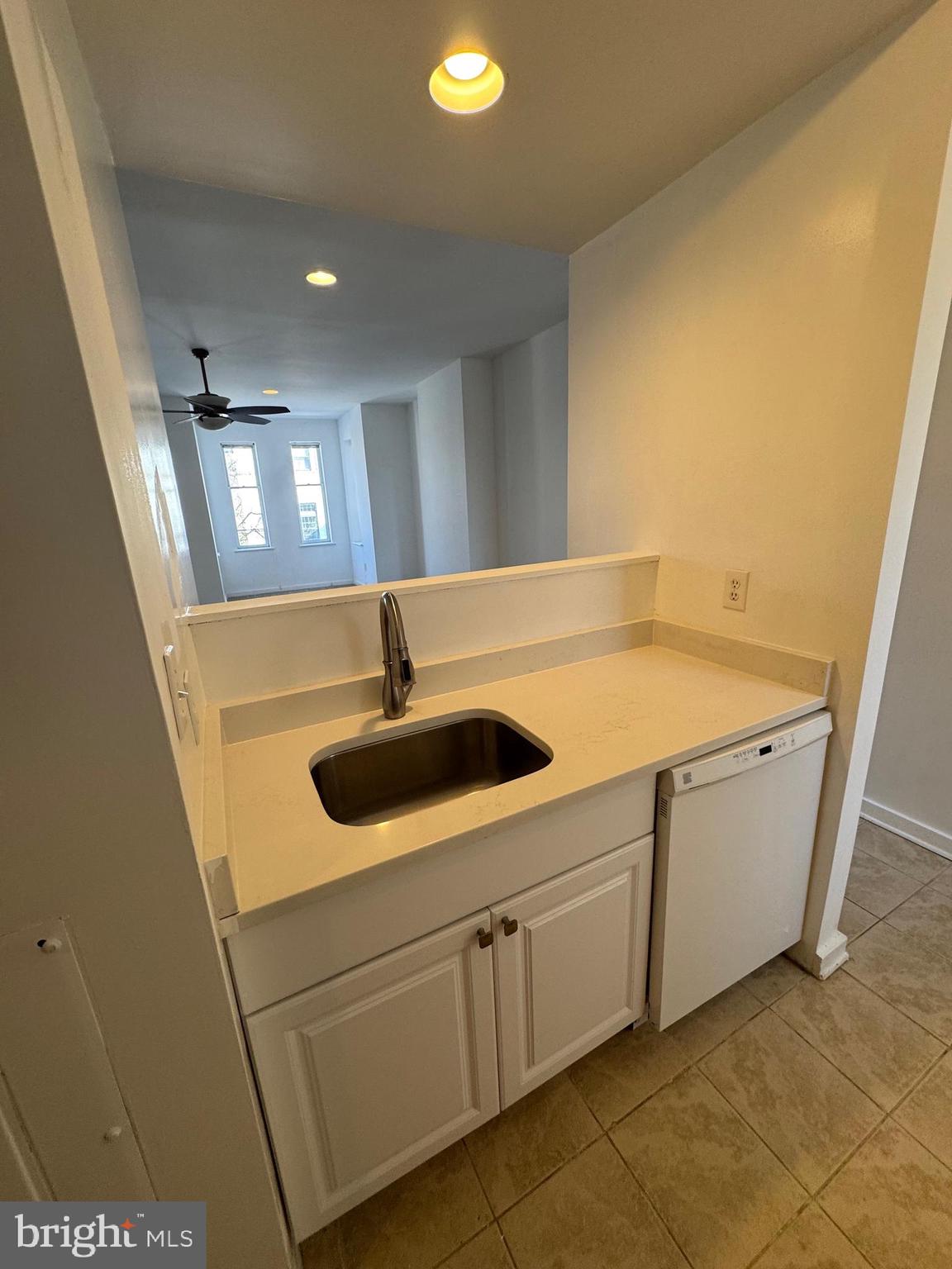 526 8th Street Northeast, Unit 1 Washington, DC 20002 - Photo 8 of 15