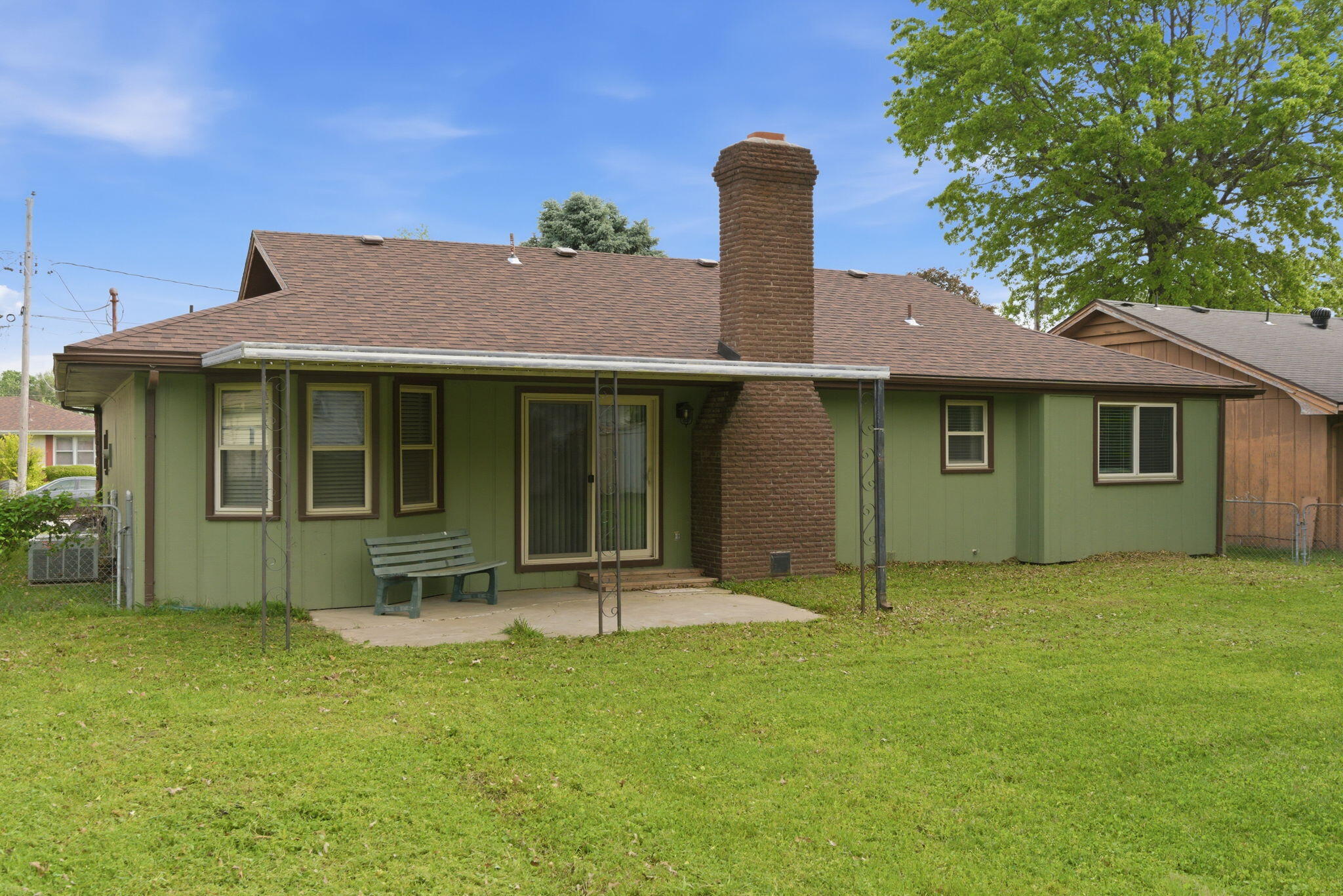 504 West Bell Street Springfield, MO 65803 - Photo 23 of 25 26-web-or-mls-DSC08431