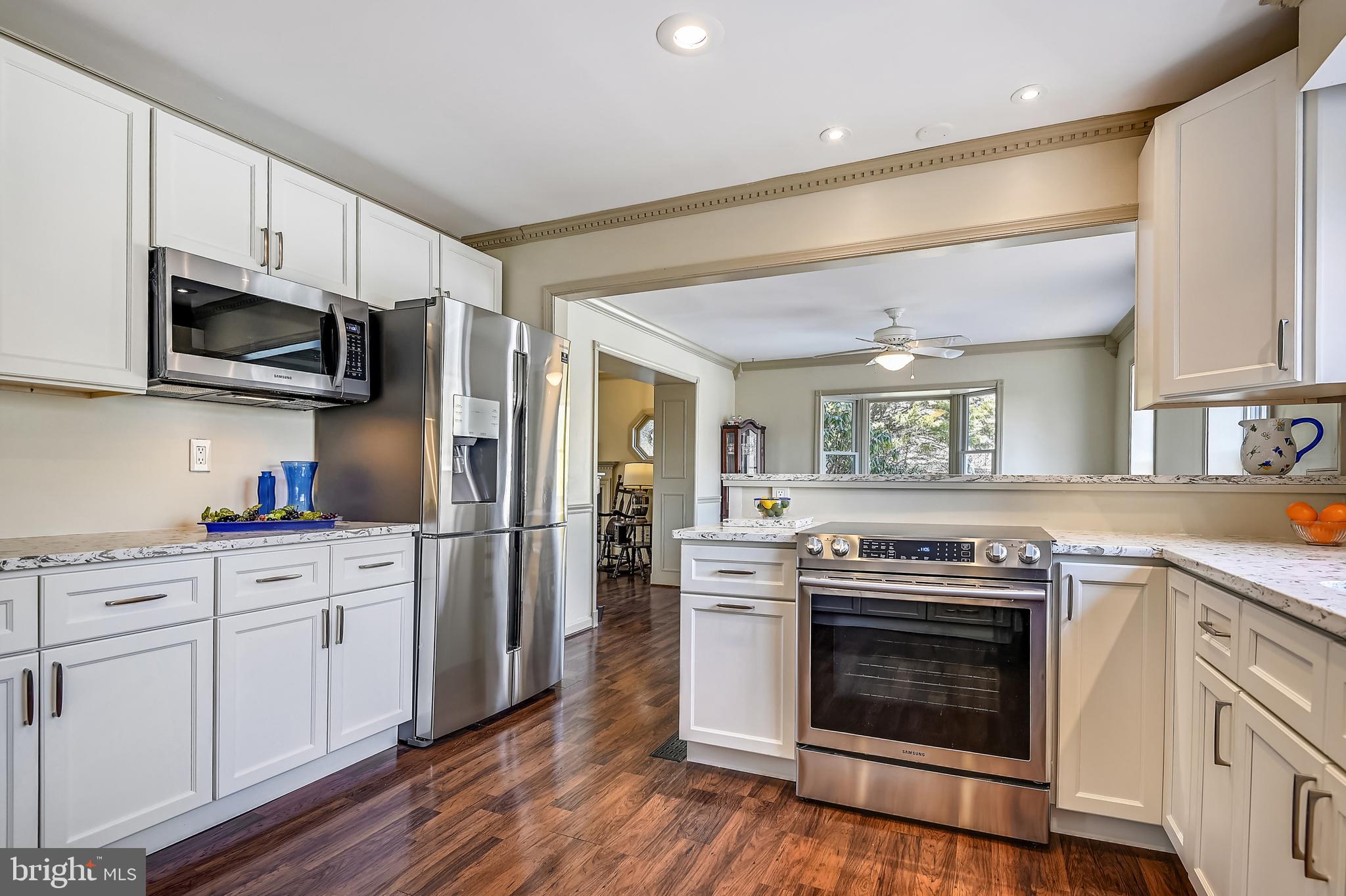 15143 York Road Sparks, MD 21152 - Photo 4 of 53