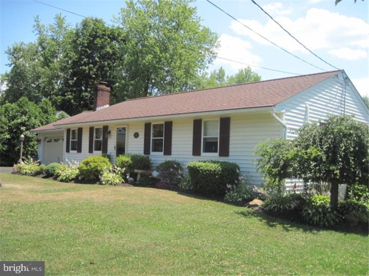 2465 Hillcrest Road Quakertown, PA 18951 - Photo 2 of 25 Exterior Front