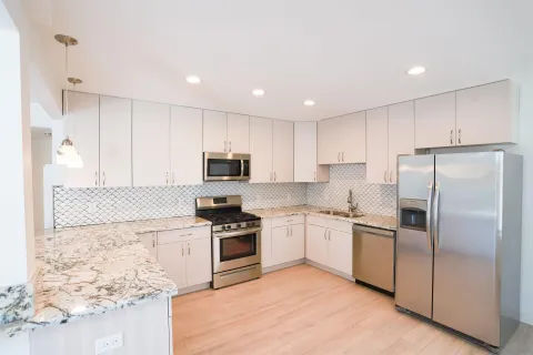 $3,995,000 | 1522-24 Hornblend Street, San Diego, CA 92109