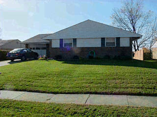 975 Castro Lane Springdale, OH 45246 - Photo 1 of 1