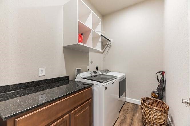 338 Mistletoe Ridge Montgomery, TX 77316 - Photo 10 of 22