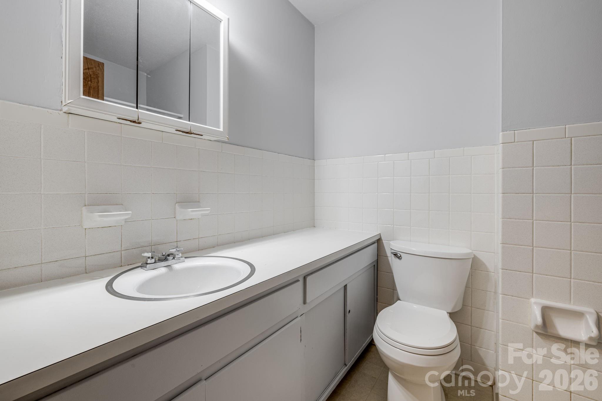 25 Hickory Tree Road Asheville, NC 28805 - Photo 17 of 39 Gallery Image 17