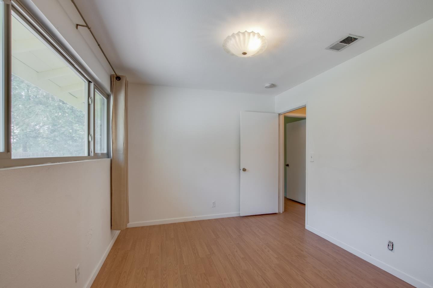 11630 Mountain View Road Tracy, CA 95376 - Photo 20 of 32 Gallery Image 20
