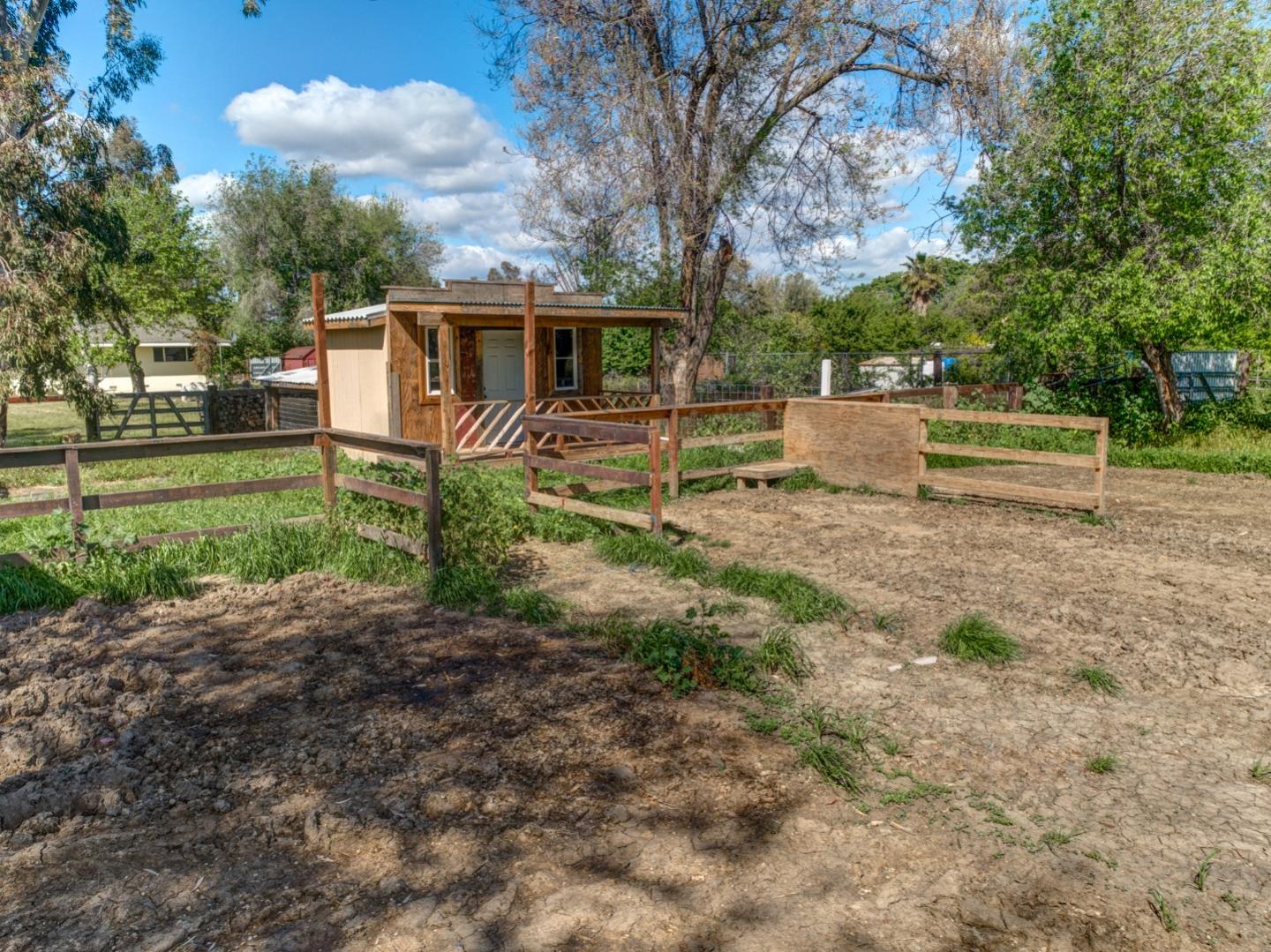 11630 Mountain View Road Tracy, CA 95376 - Photo 28 of 32 Gallery Image 28