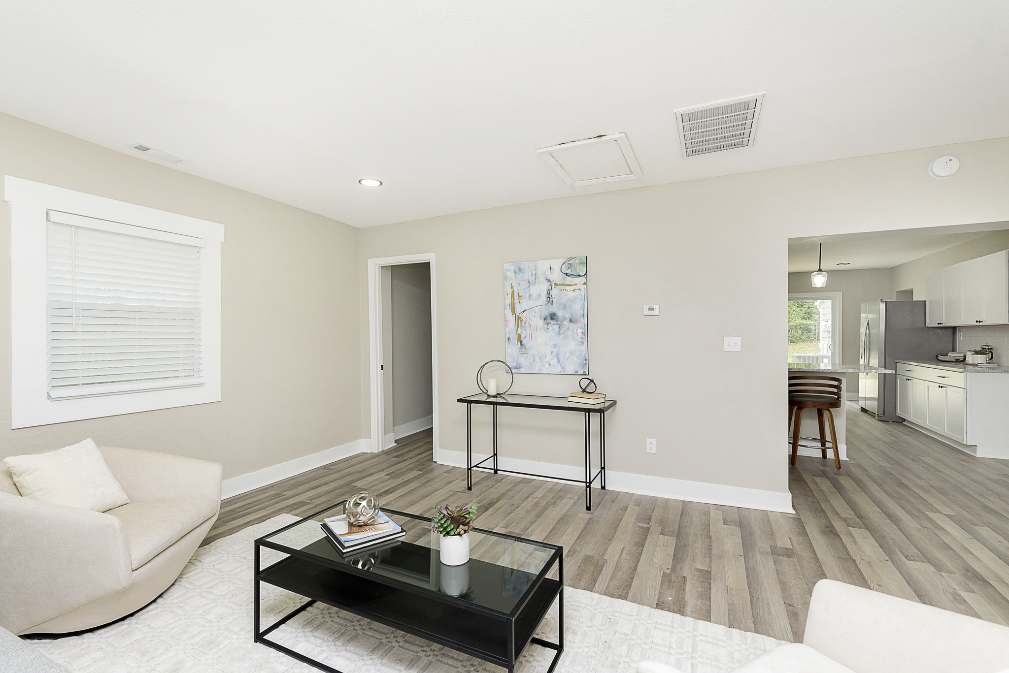 5157 Clarendon Road Indianapolis, IN 46208 - Photo 3 of 35 Gallery Image 3