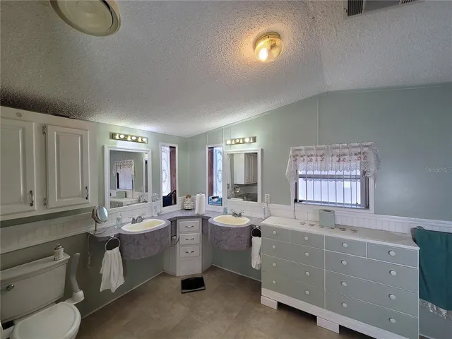 $209,900 | 37139 Pepper Drive, Zephyrhills, FL 33541