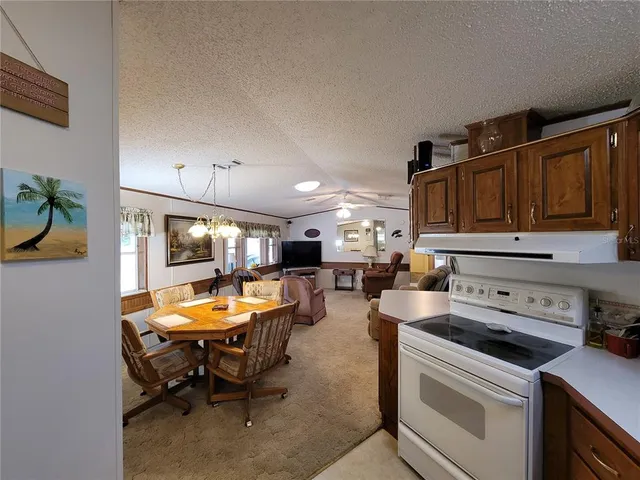 $209,900 | 37139 Pepper Drive, Zephyrhills, FL 33541