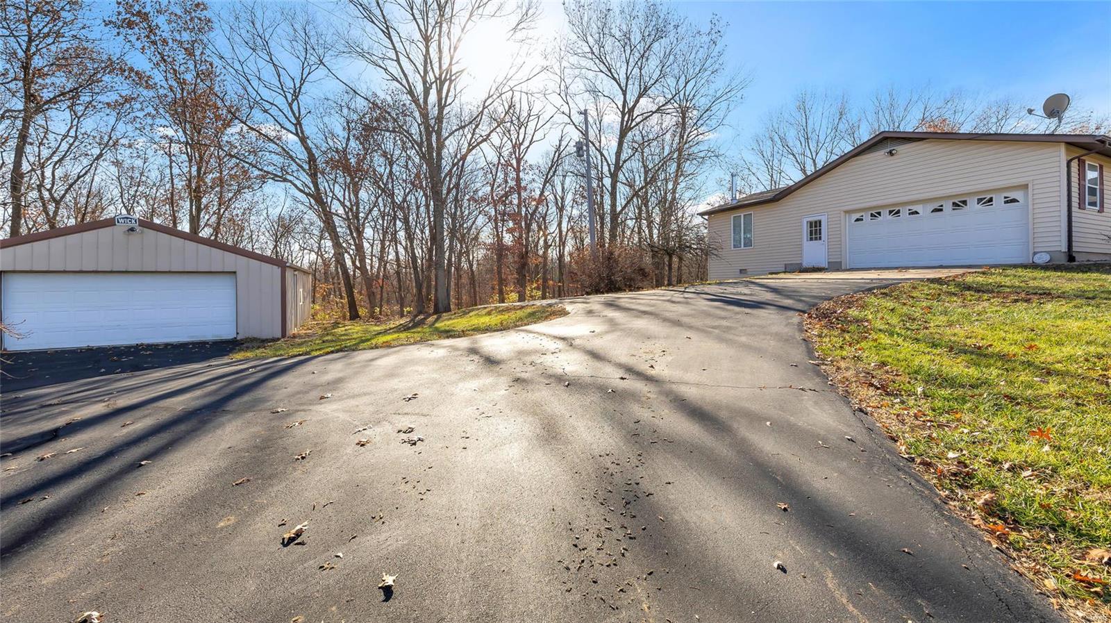 903 Matson Hill Road Defiance, MO 63341 - Photo 9 of 53 Gallery Image 9