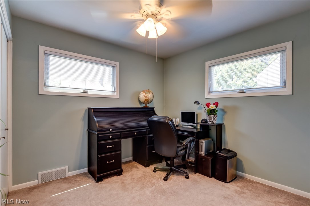 30334 Powell Road Willowick, OH 44095 - Photo 12 of 23