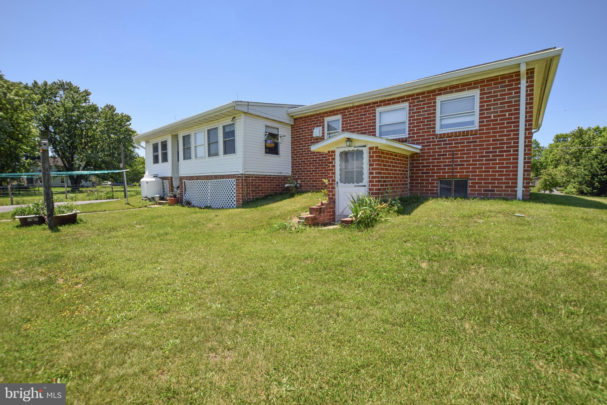 894 Files Cross Road Martinsburg, WV 25404 - Photo 24 of 40