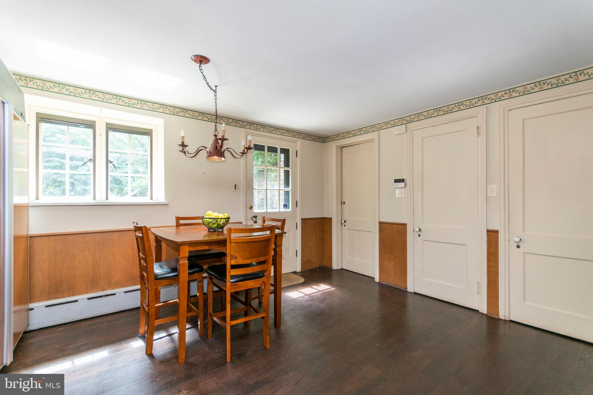 643 Washington Lane Rydal, PA 19046 - Photo 19 of 47 Large eating area, dutch door leads to back yard