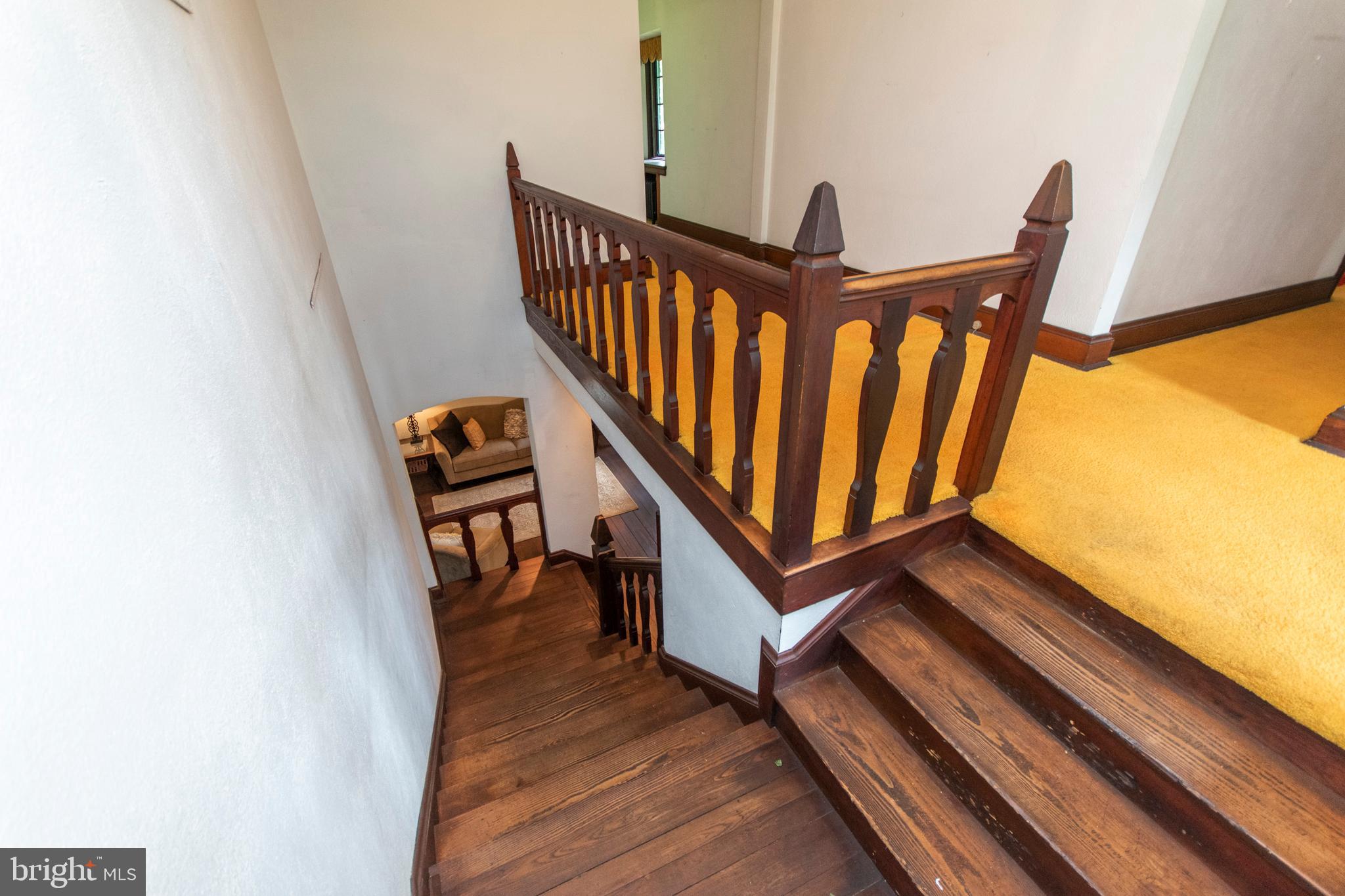 643 Washington Lane Rydal, PA 19046 - Photo 22 of 47 Architect Wilson Eyre trademark railing & woodwork