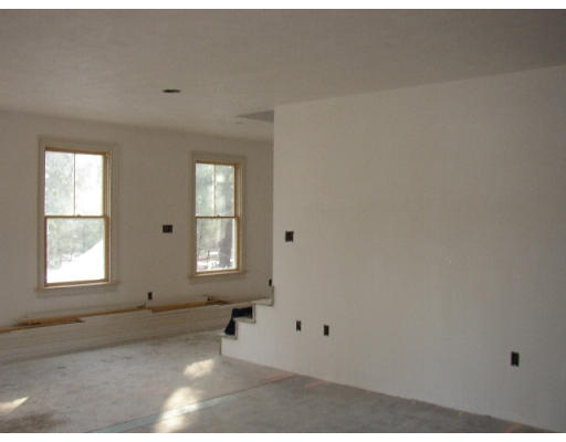207 Barton Road Stow, MA 01775 - Photo 3 of 7 Gallery Image 3