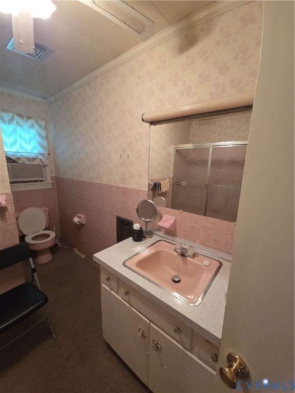 238 Purdy Road Emporia, VA 23847 - Photo 4 of 7 Bathroom featuring a pink vanity sink, matching to