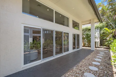 $2,095,000 | 3155 Northwest 60th Street, Boca Raton, FL 33496