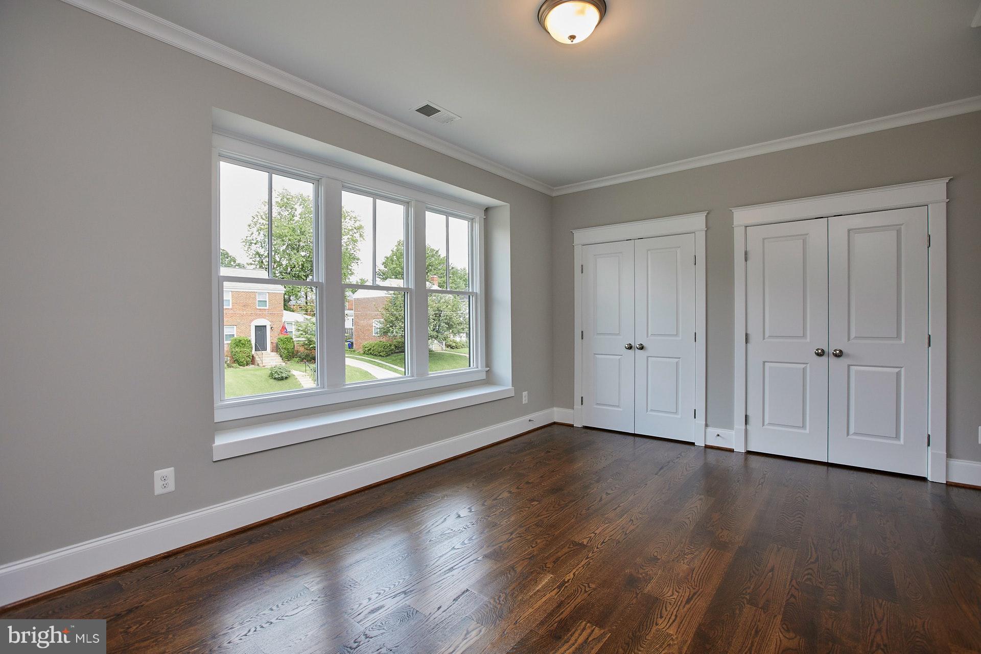 2610 North Quantico Street Arlington, VA 22207 - Photo 20 of 30 Light filled bedrooms w hardwood flooring
