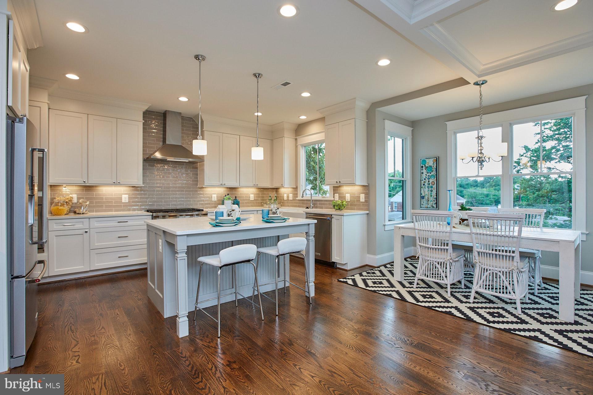 2610 North Quantico Street Arlington, VA 22207 - Photo 6 of 30 Gourmet kit w quartz counter & SS appliances