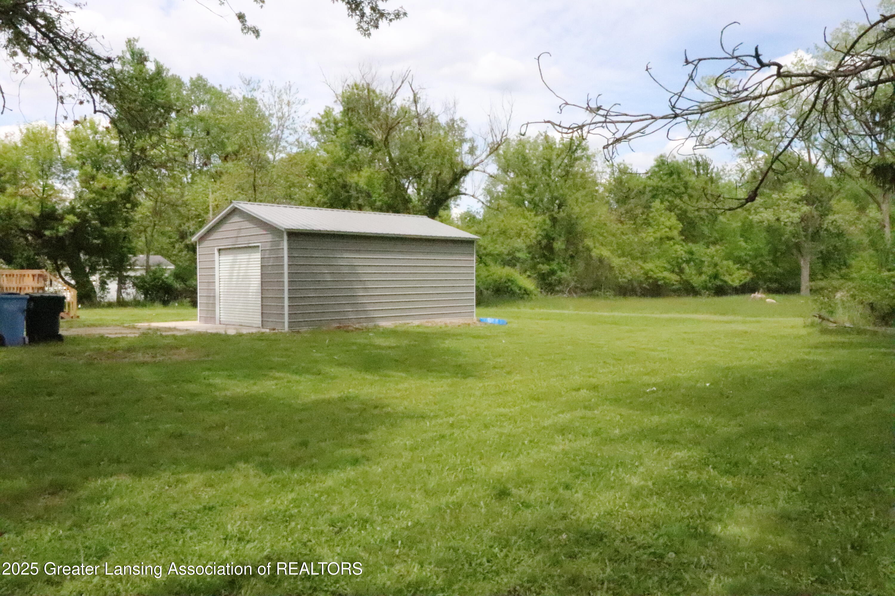 5413 South Waverly Road Lansing, MI 48911 - Photo 15 of 24 IMG_7672
