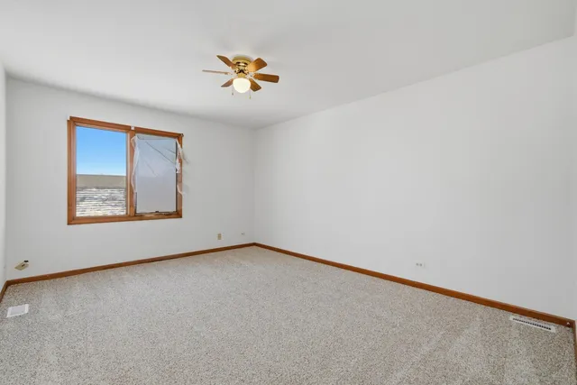 $425,000 | 2487 Worthington Drive, Aurora, IL 60506