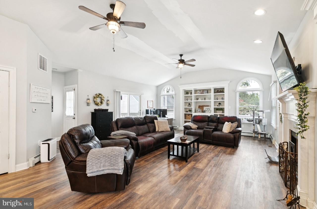 69 Colonial Avenue Pitman, NJ 08071 - Photo 11 of 42 Gallery Image 11
