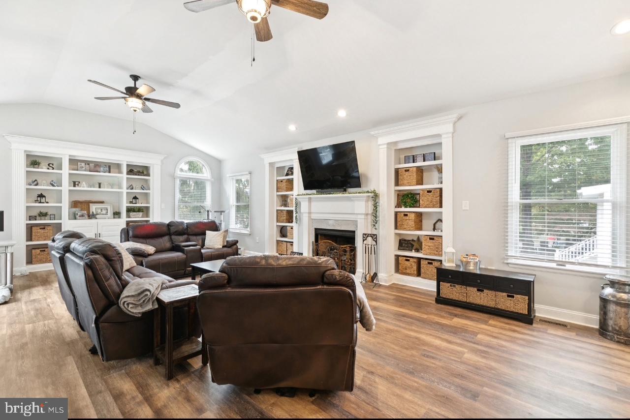69 Colonial Avenue Pitman, NJ 08071 - Photo 12 of 42 Gallery Image 12