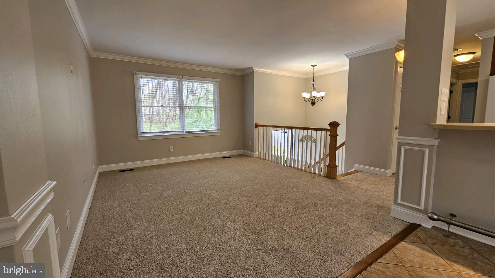 6160 Solomons Island Road Dunkirk, MD 20754 - Photo 20 of 48 Living Area