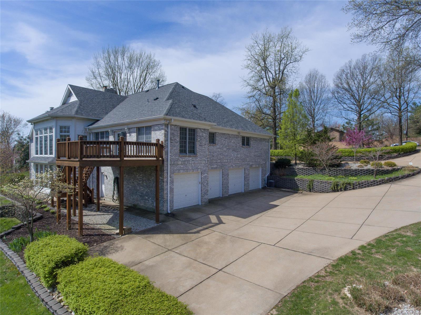 9116 Rott Road St. Louis, MO 63127 - Photo 5 of 80 Gallery Image 5