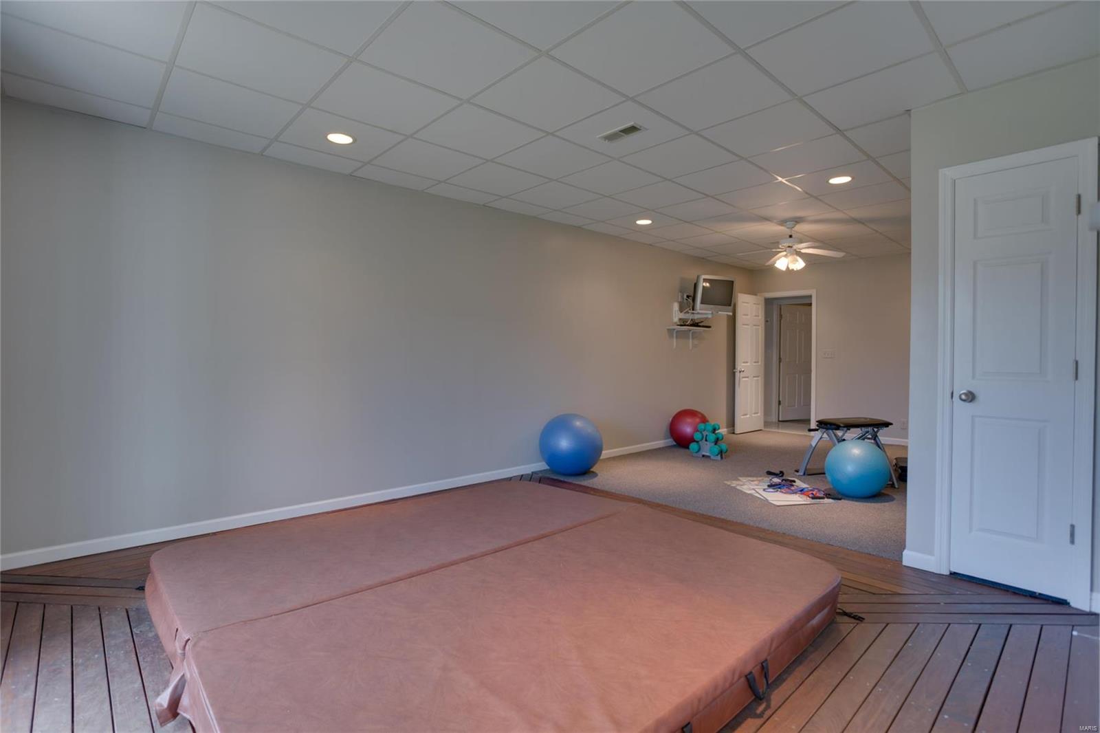 9116 Rott Road St. Louis, MO 63127 - Photo 65 of 80 Gallery Image 65