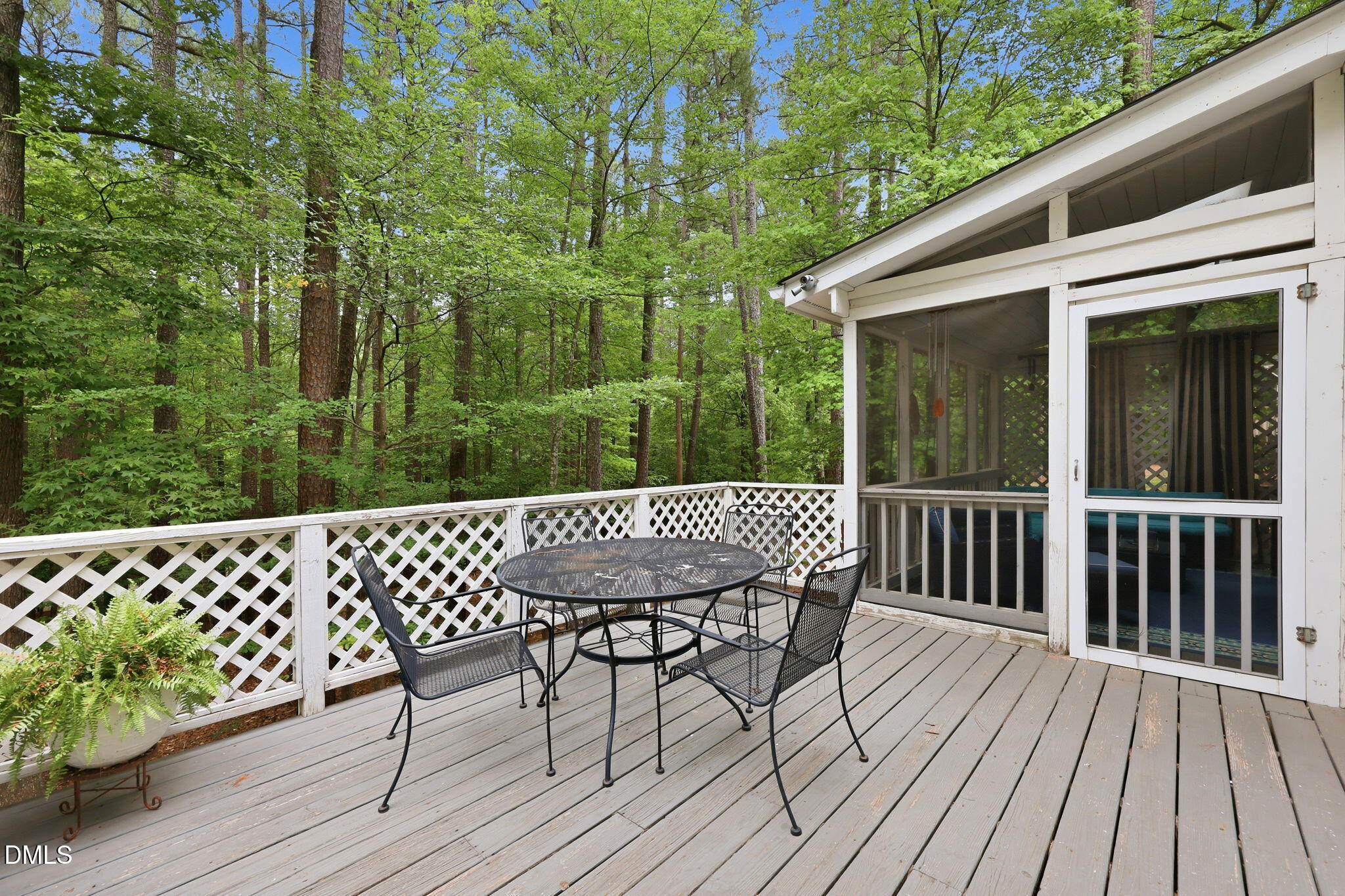 424 Grosvenor Drive Raleigh, NC 27615 - Photo 31 of 37