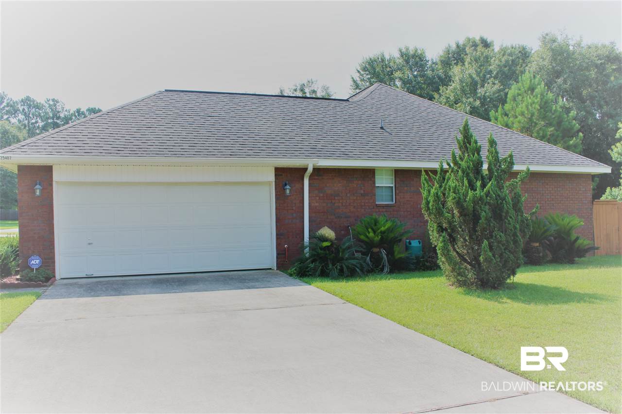 25407 Raynagua Boulevard Loxley, AL 36551 - Photo 3 of 20 Side Entry Garage