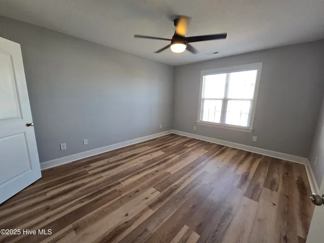 $1,900 | 2041 Cambria Drive, Unit B, Greenville, NC 27834