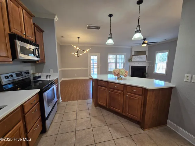 $1,900 | 2041 Cambria Drive, Unit B, Greenville, NC 27834