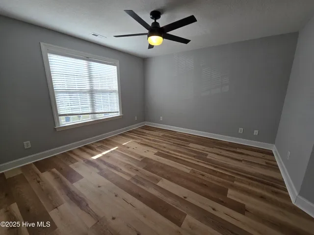 $1,900 | 2041 Cambria Drive, Unit B, Greenville, NC 27834