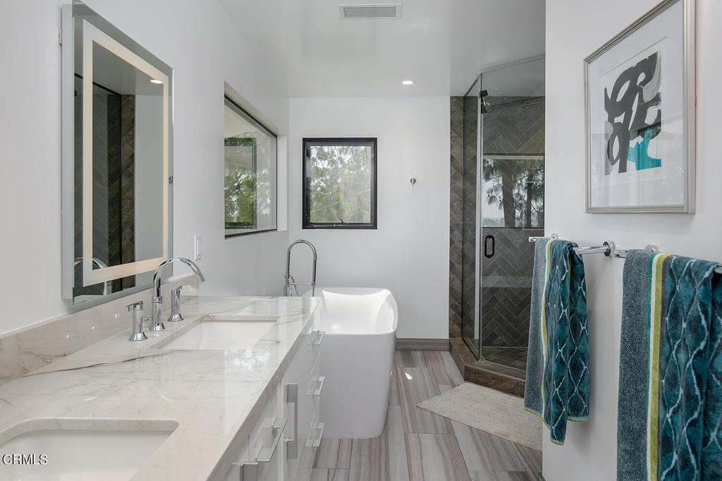 2149 Estes Road Los Angeles, CA 90041 - Photo 22 of 37 2149 Estes Primary Bath
