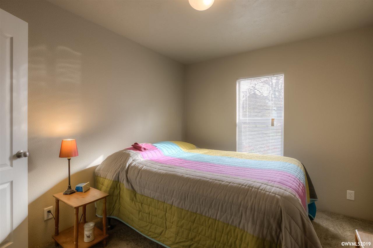 2847 Salamander Road Southeast Jefferson, OR 97352 - Photo 17 of 27 Gallery Image 17