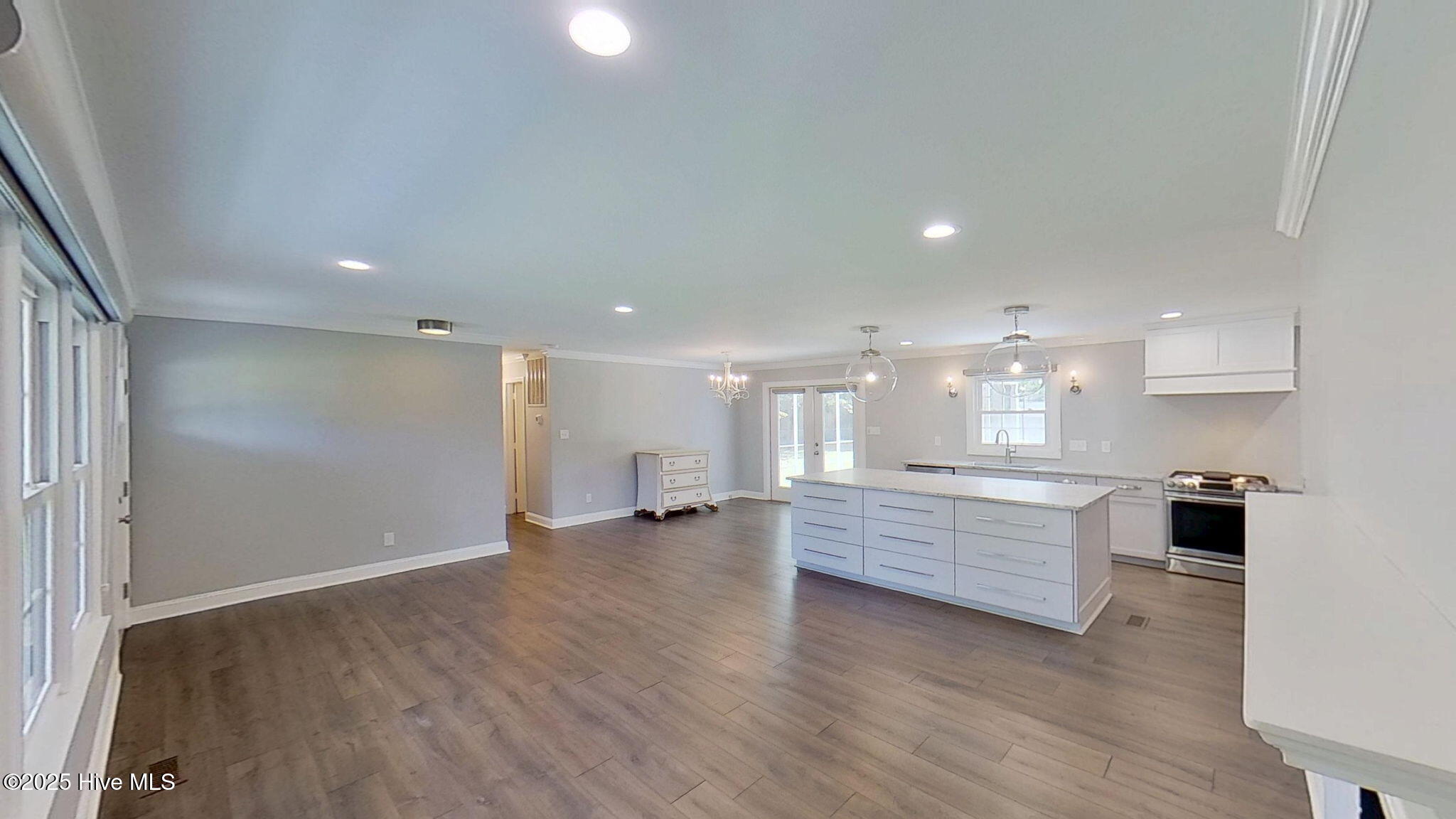 4905 Sandhurst Road Trent Woods, NC 28562 - Photo 13 of 62 29-web-or-mls-4905-Sandhurst-Rd-Trent-Wo