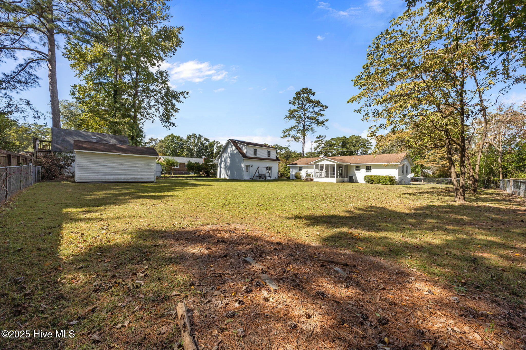 4905 Sandhurst Road Trent Woods, NC 28562 - Photo 4 of 62 7-web-or-mls-0C0A1479