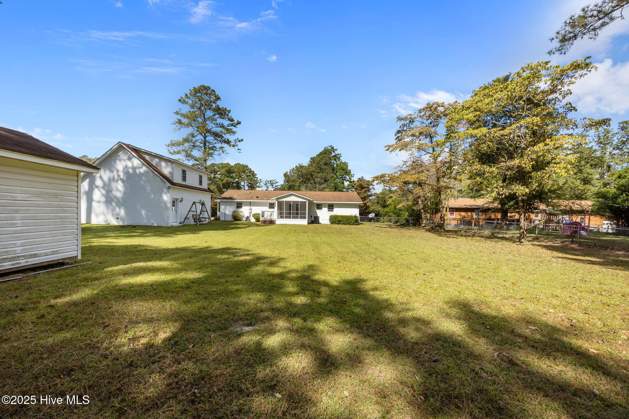 4905 Sandhurst Road Trent Woods, NC 28562 - Photo 50 of 62 8-web-or-mls-0C0A1480