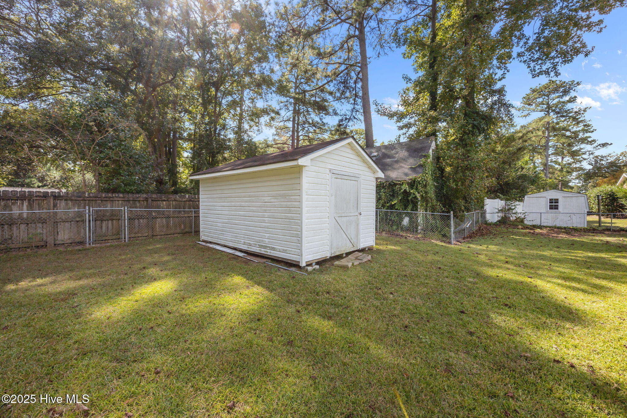 4905 Sandhurst Road Trent Woods, NC 28562 - Photo 54 of 62 9-web-or-mls-0C0A1481