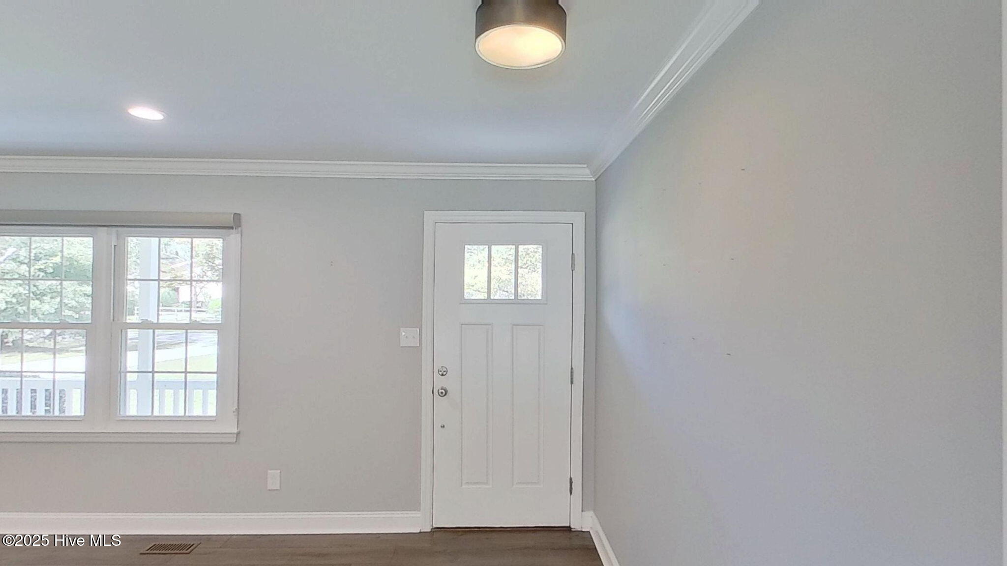 4905 Sandhurst Road Trent Woods, NC 28562 - Photo 9 of 62 26-web-or-mls-4905-Sandhurst-Rd-Trent-Wo