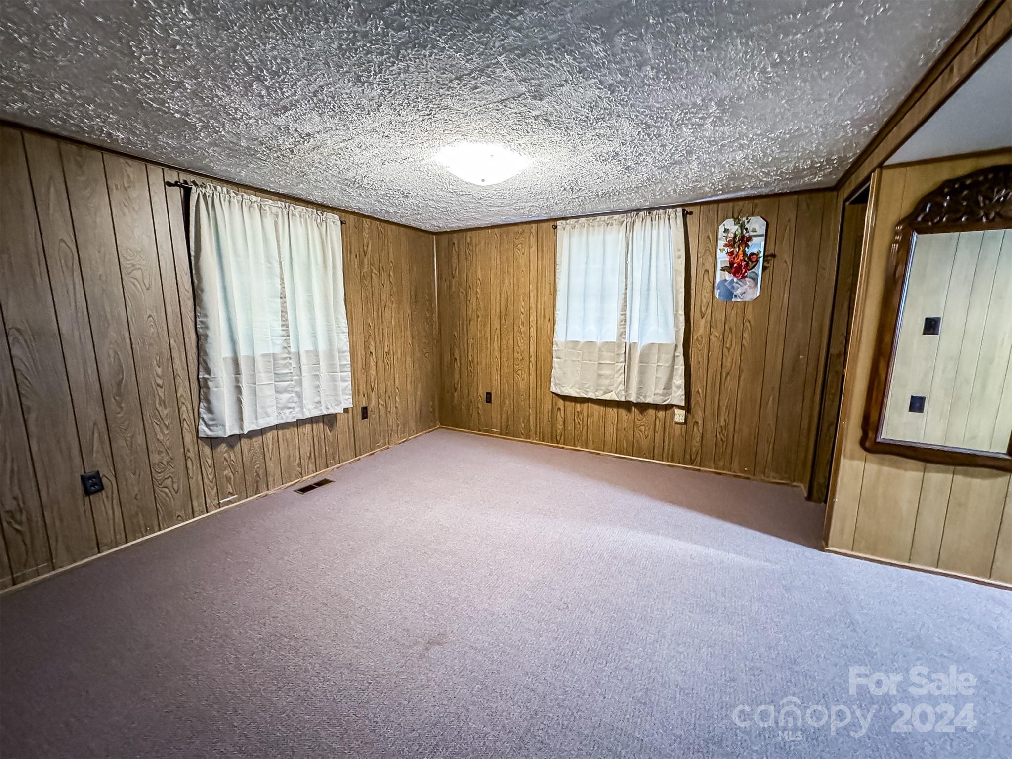 2575 West View Acres Ave Extension Hickory, NC 28601 - Photo 16 of 43 Gallery Image 16