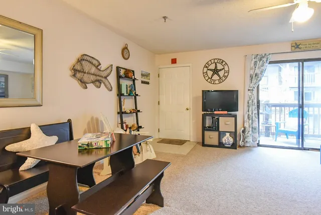 $1,300 | 14300 Jarvis Avenue, Unit A20101, Ocean City, MD 21842