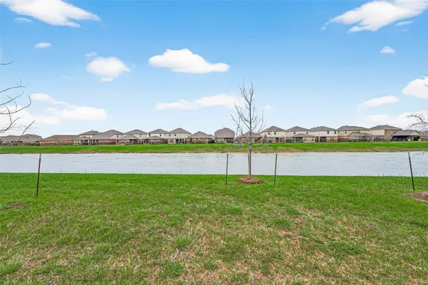 $325,000 | 233 Bonita Beach Drive, Katy, TX 77493