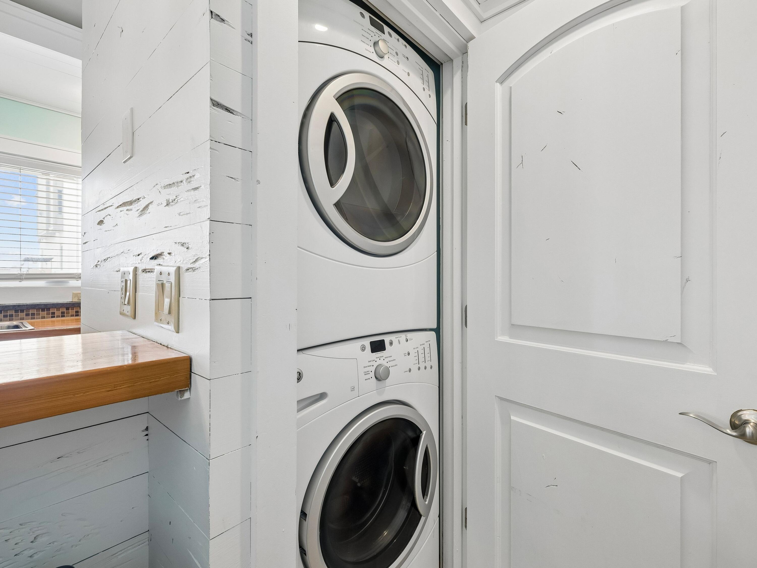 36 Green Street Inlet Beach, FL 32461 - Photo 13 of 27 a utility room with dryer and washer
