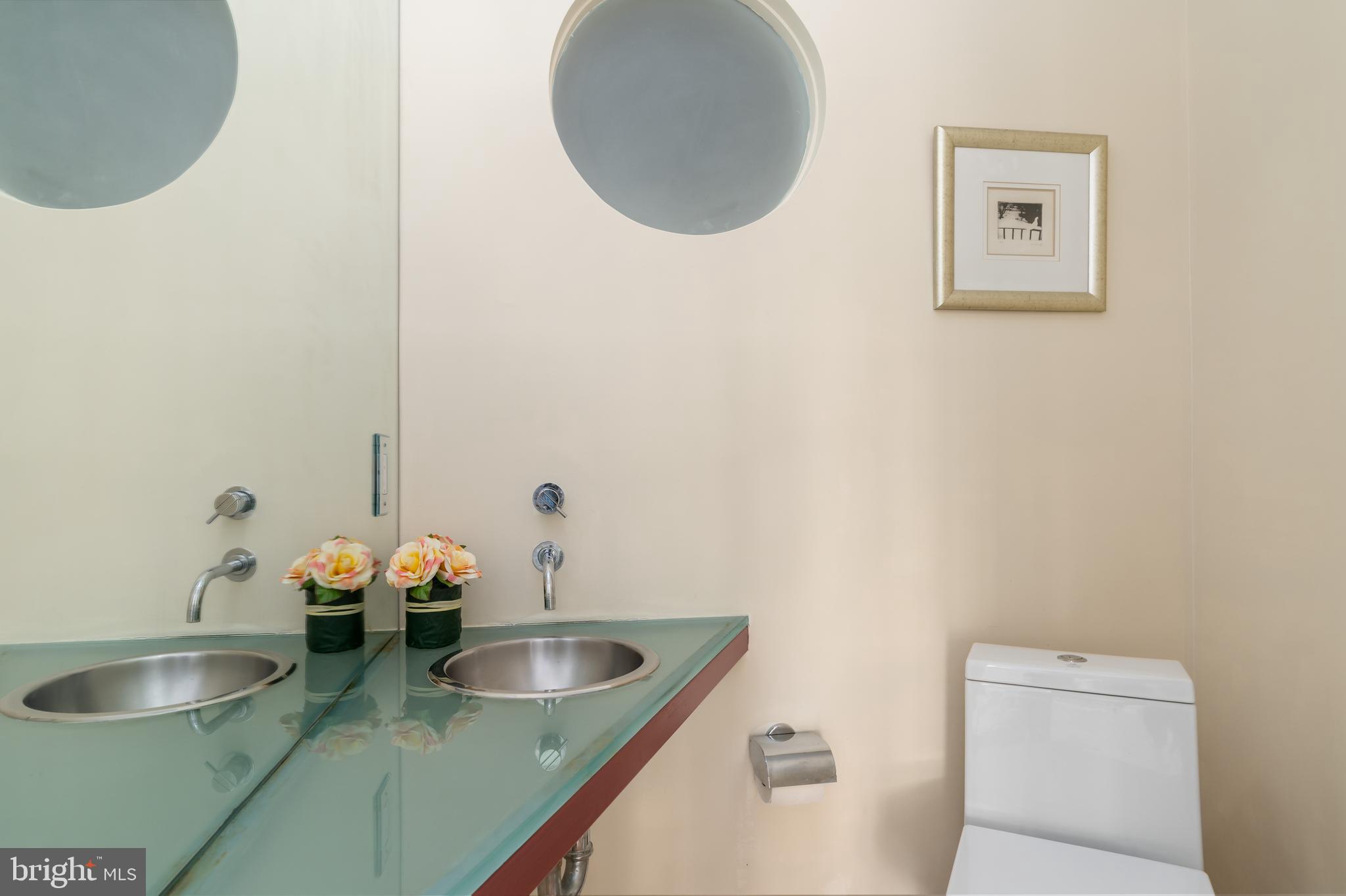 4770 Reservoir Road Northwest Washington, DC 20007 - Photo 13 of 50 Main level half bath