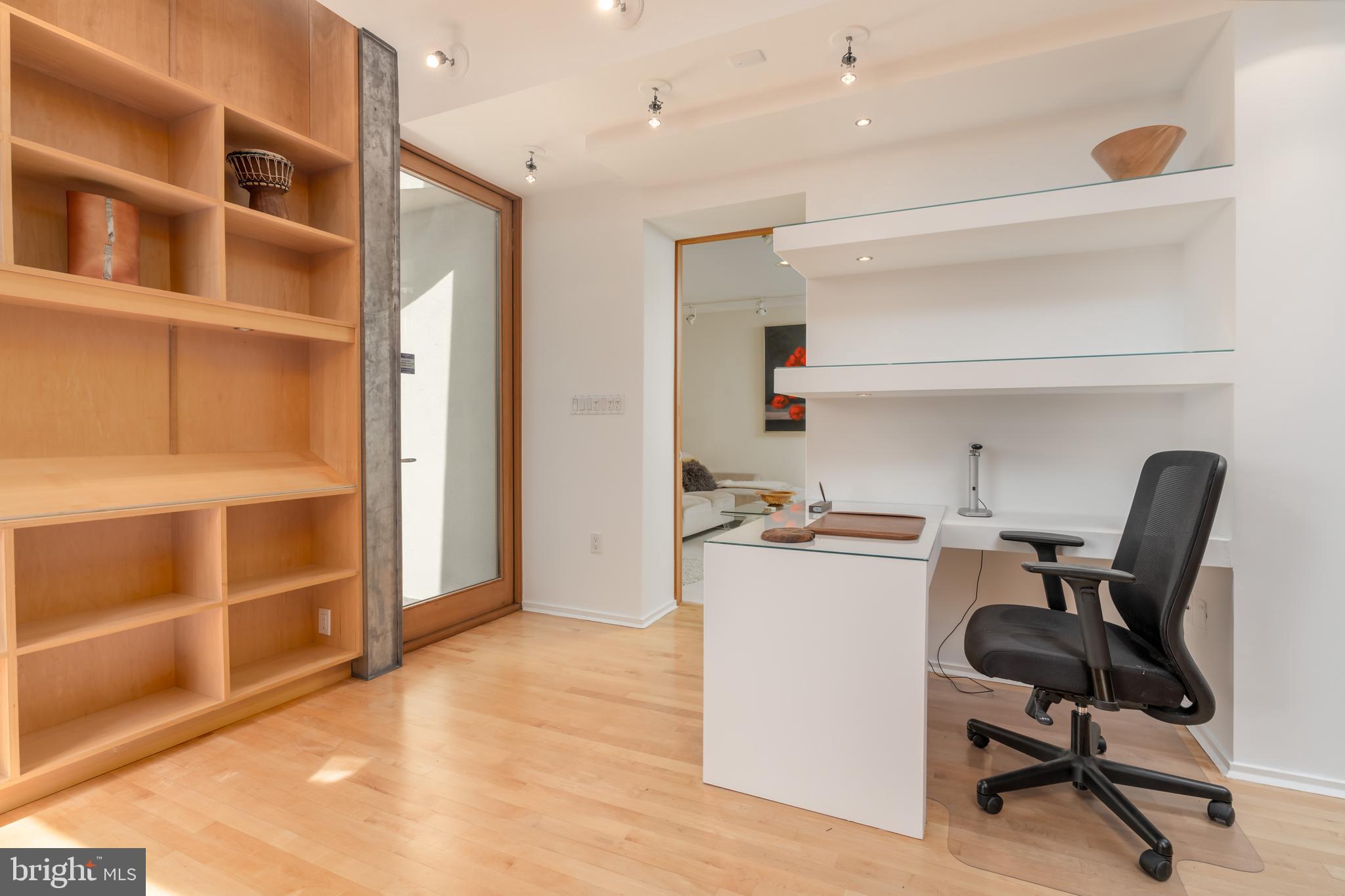 4770 Reservoir Road Northwest Washington, DC 20007 - Photo 41 of 50 Lower level office with private entry