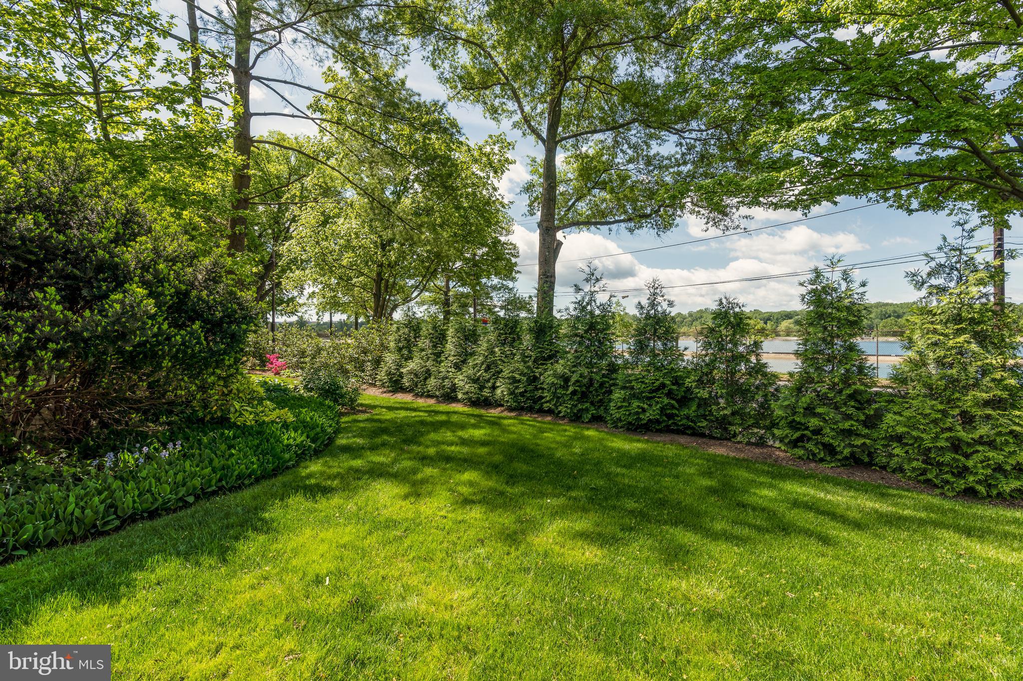 4770 Reservoir Road Northwest Washington, DC 20007 - Photo 49 of 50 Water views from side lawn