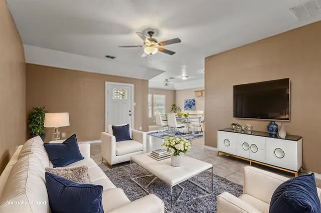 $285,000 | 12826 Carpenter Lane, Rhome, TX 76078